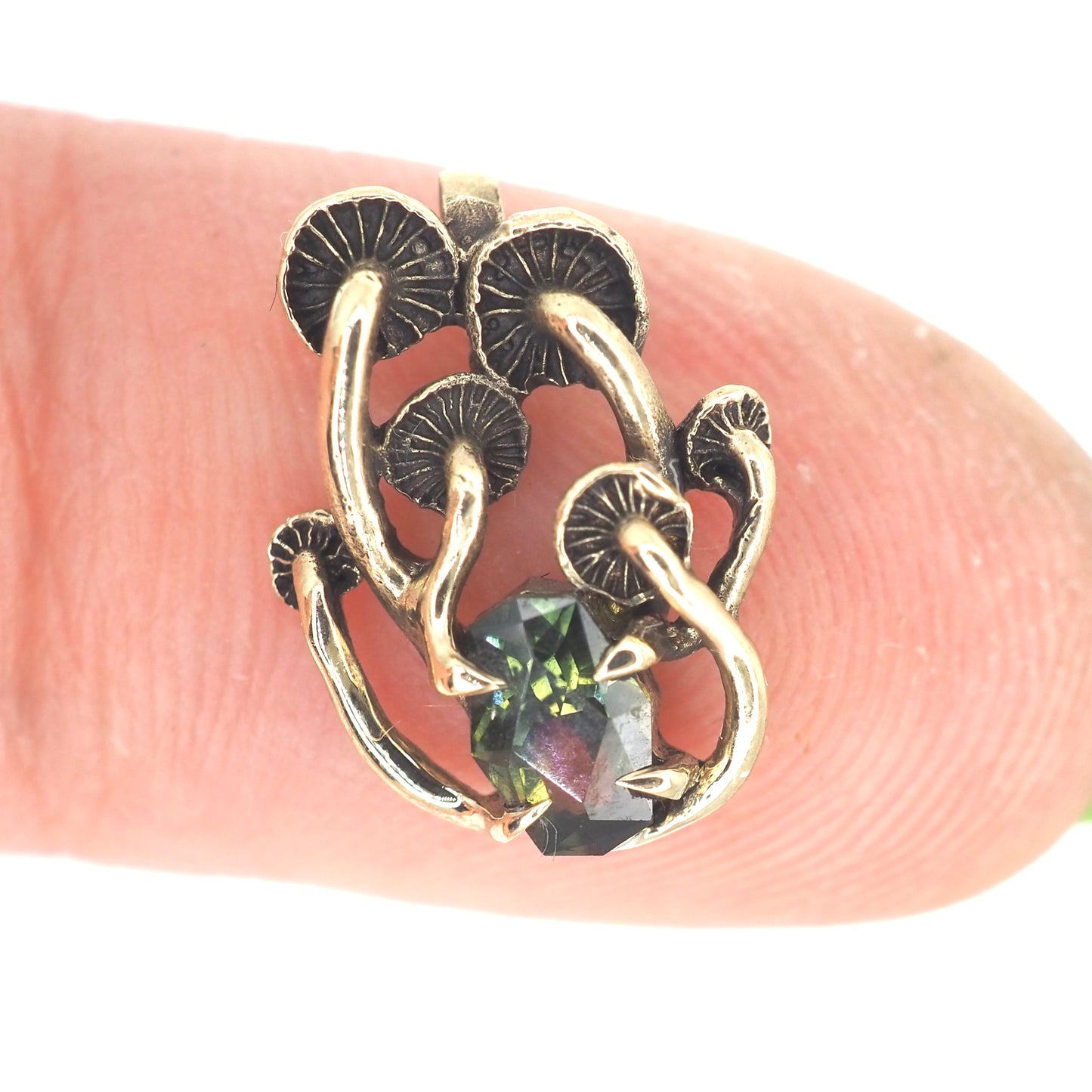 Mushroom pendant with Australian sapphire