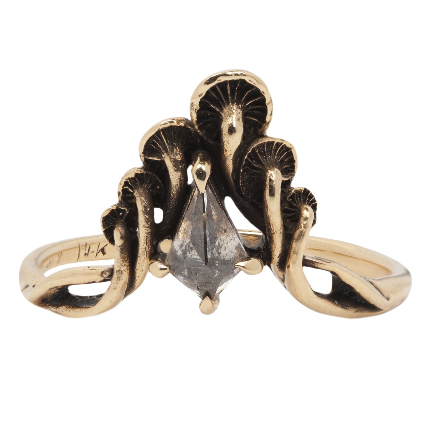 Green Australian sapphire woz cut .5ct