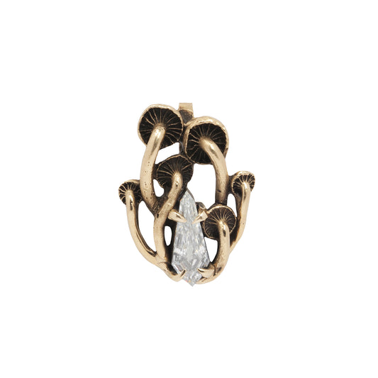 Mushroom pendant with white step cut diamond