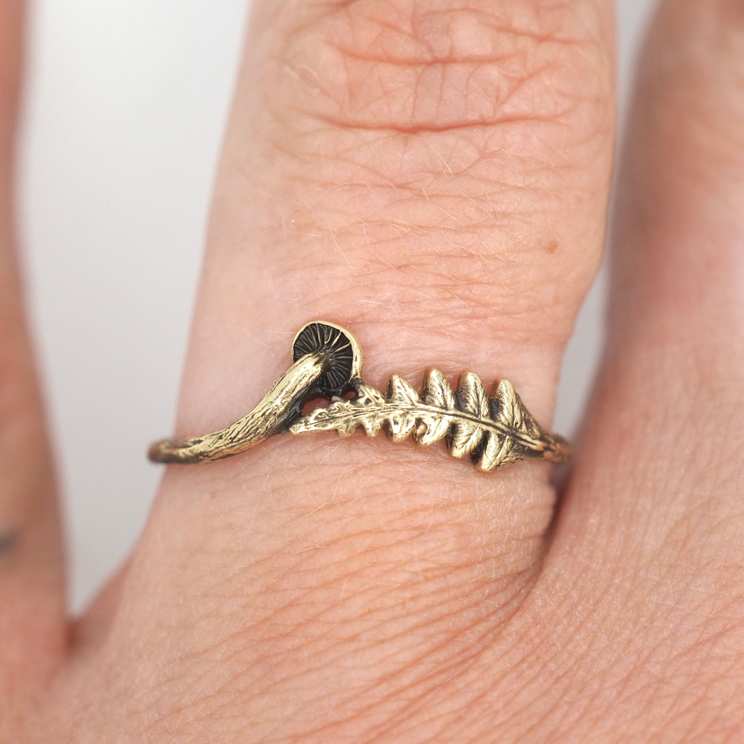 Fern and mushroom ring mini