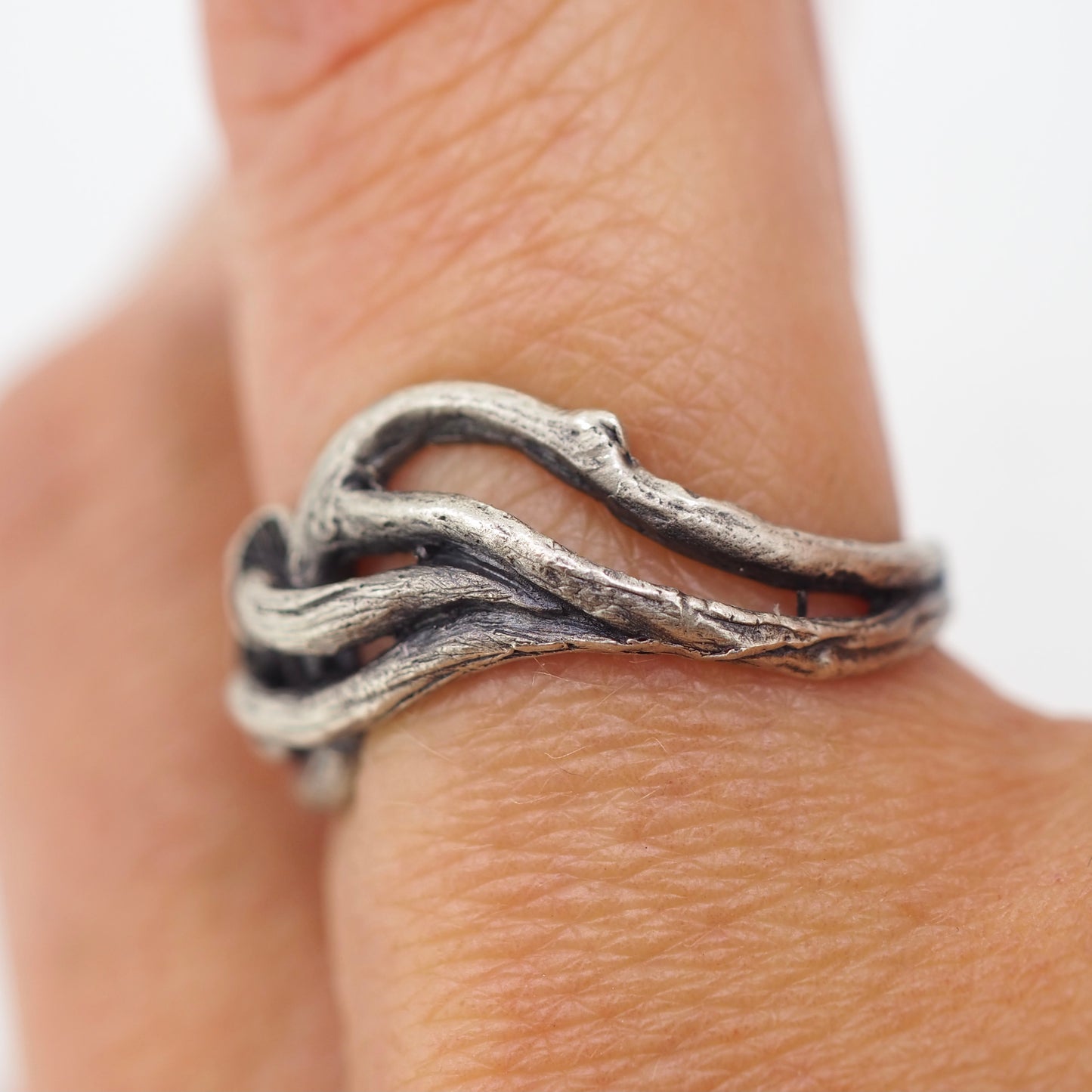 Mushroom wave ring