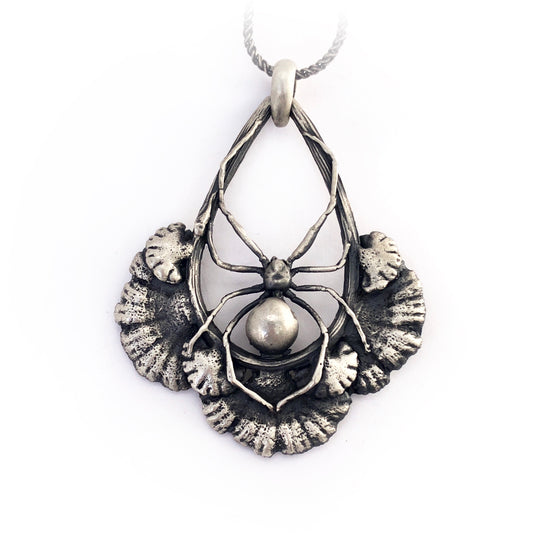 Black widow spider and split gill mushroom necklace