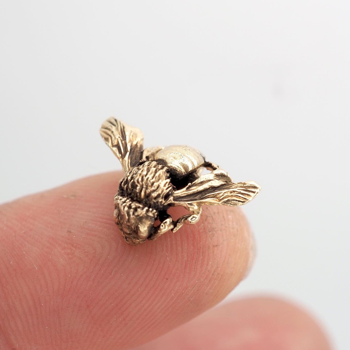 Honey Bee gold pendant