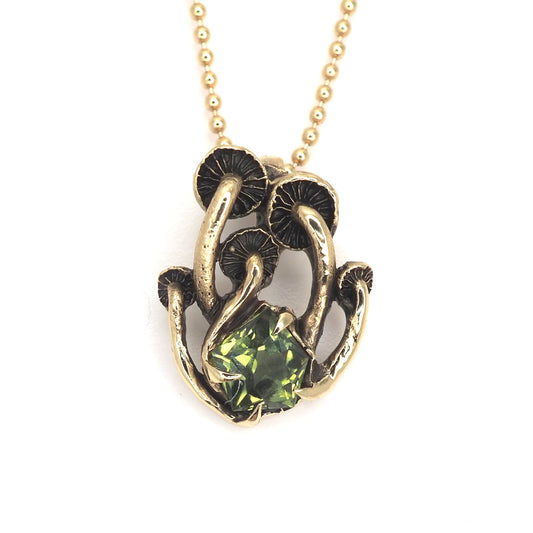 Mushroom pendant with Australian sapphire