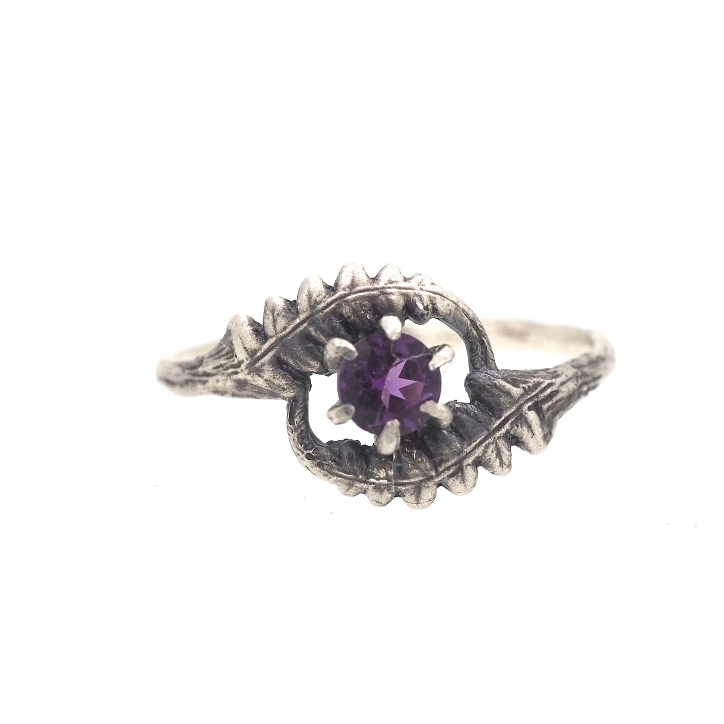 Fernfinity and gemstone ring