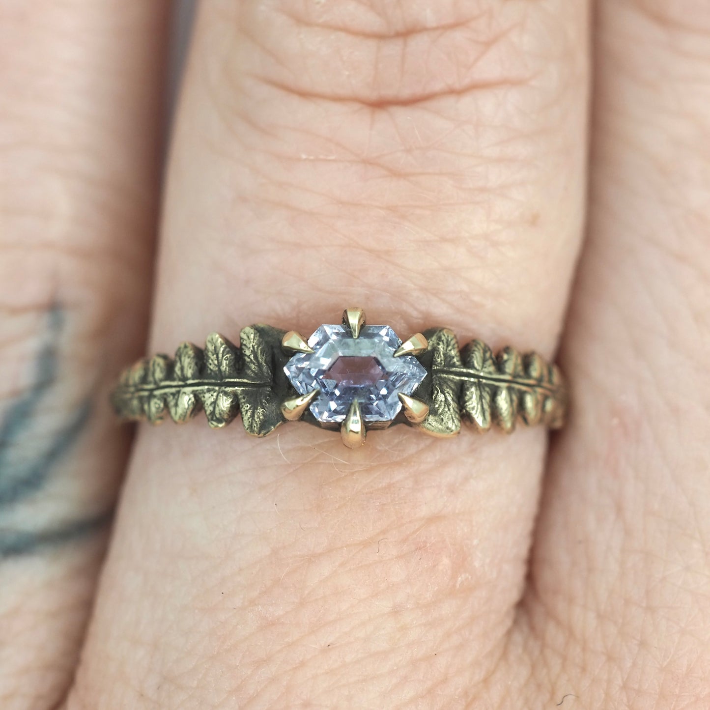Fern band with pastel lilac sapphire