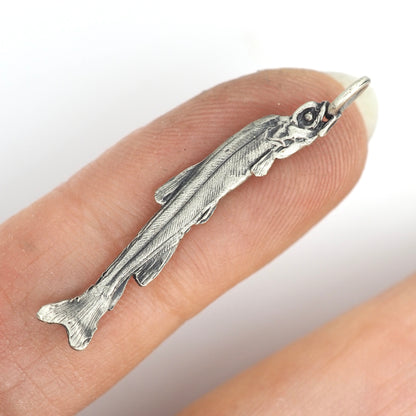 Creepy Fish Pendant gold