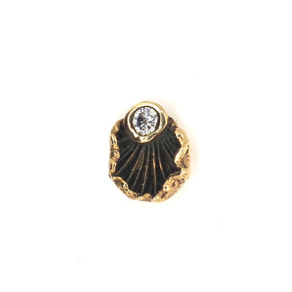 Oyster mushroom stud with gem