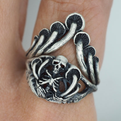 Mushroom crown ring large