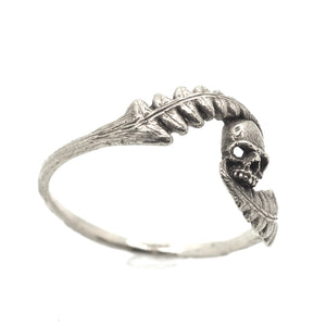 Swirly fern and skull ring