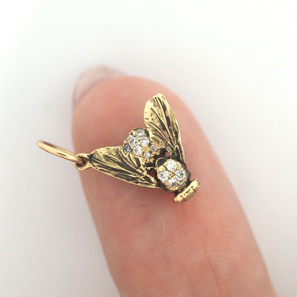 Fly charm with diamonds
