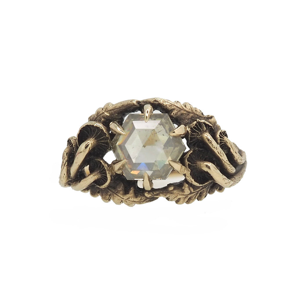 Oasis ring with champagne diamond