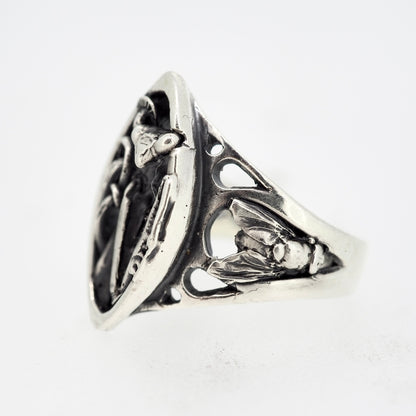 Mantis navette ring