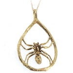 Orb weaver necklace In gold