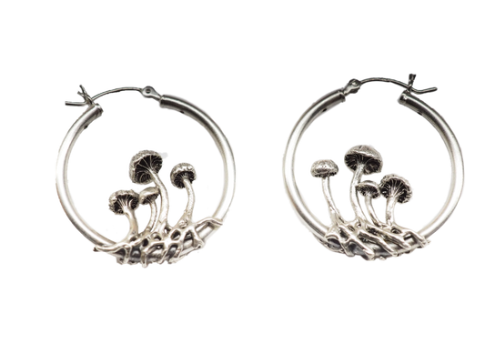 Small mushroom hoop earrings