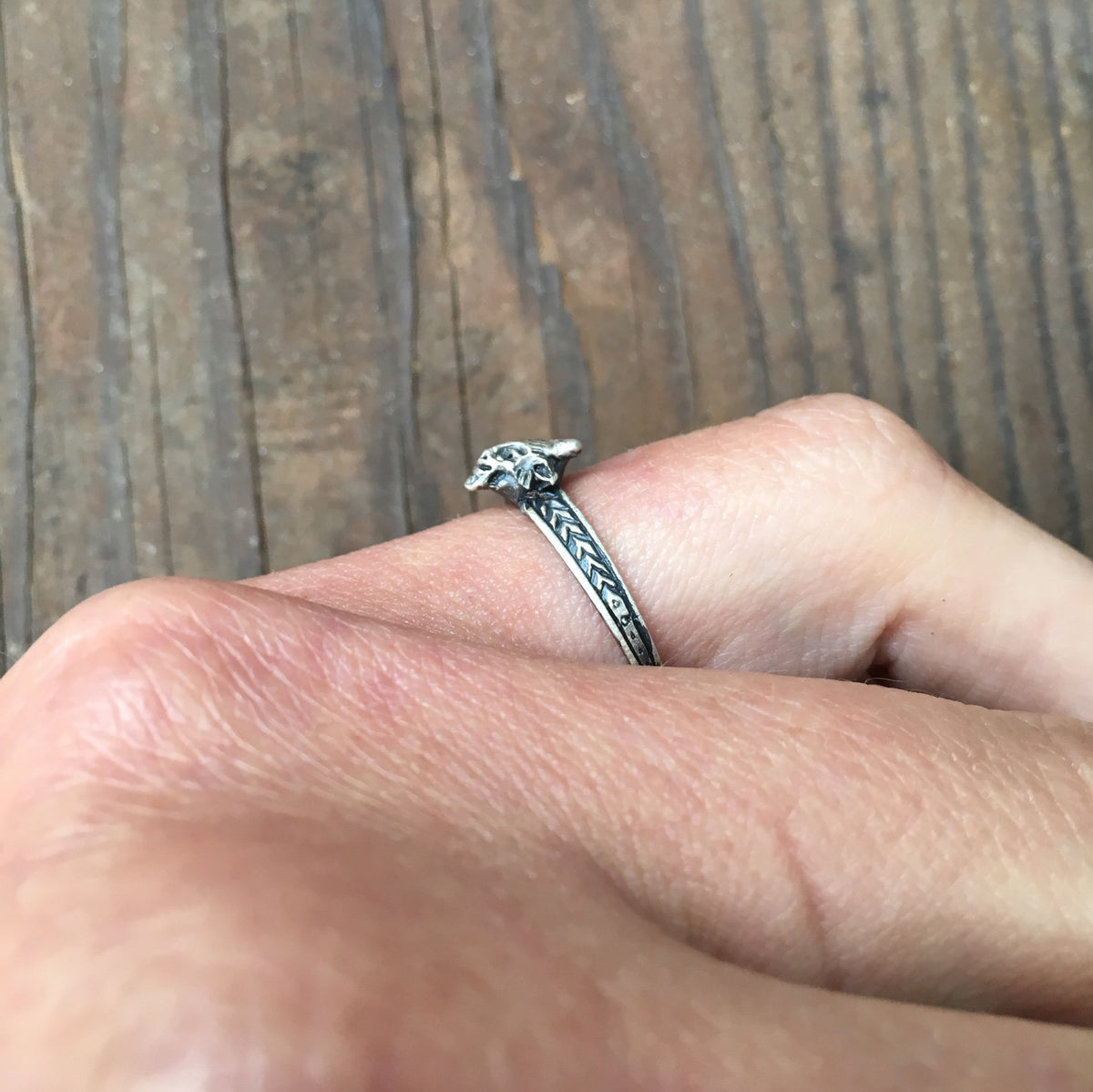 Little devil ring